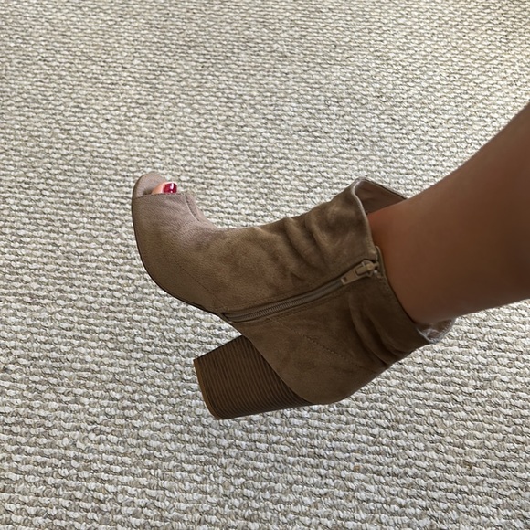 Open Toe Booties - Picture 6 of 7